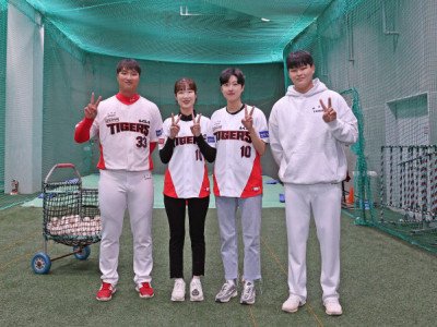 ‘양궁대표’ 안산 “정의선 회장님 한 번 더”…최미선과 KIA 시타·시구